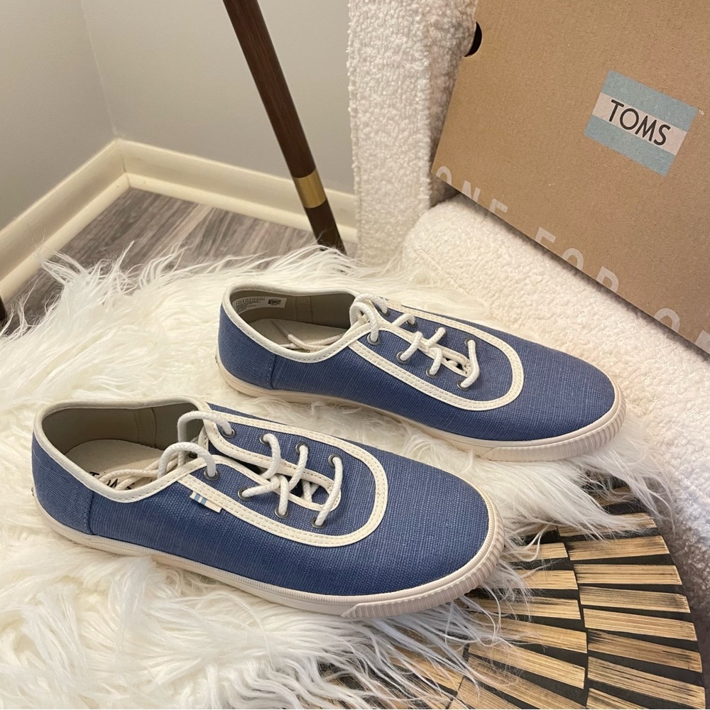 Toms 🌊 Canvas Blue Lace Up Comfy Casual Beach Vacation Sneakers